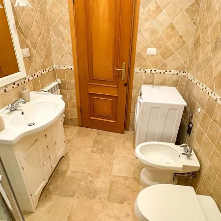 Pantheon Luxury Noble