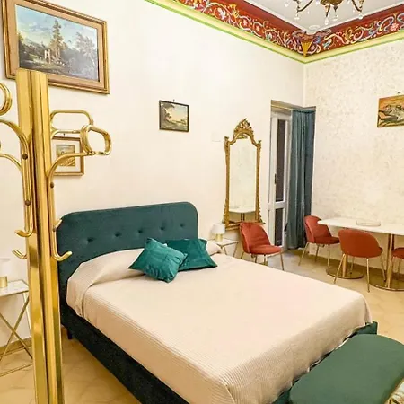 Pantheon Luxury Noble Apartment