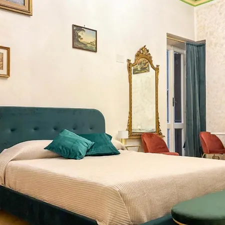 Pantheon Luxury Noble Апартаменты *