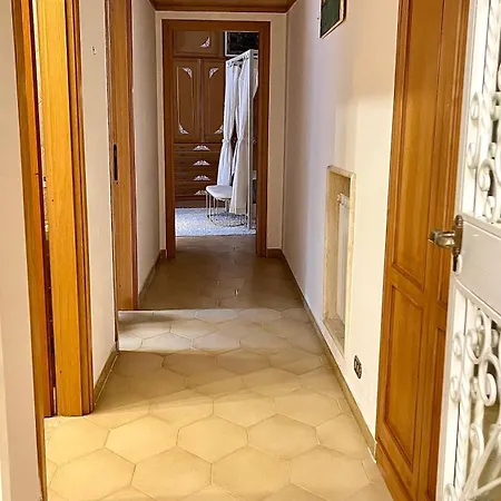 Pantheon Luxury Noble Appartement *